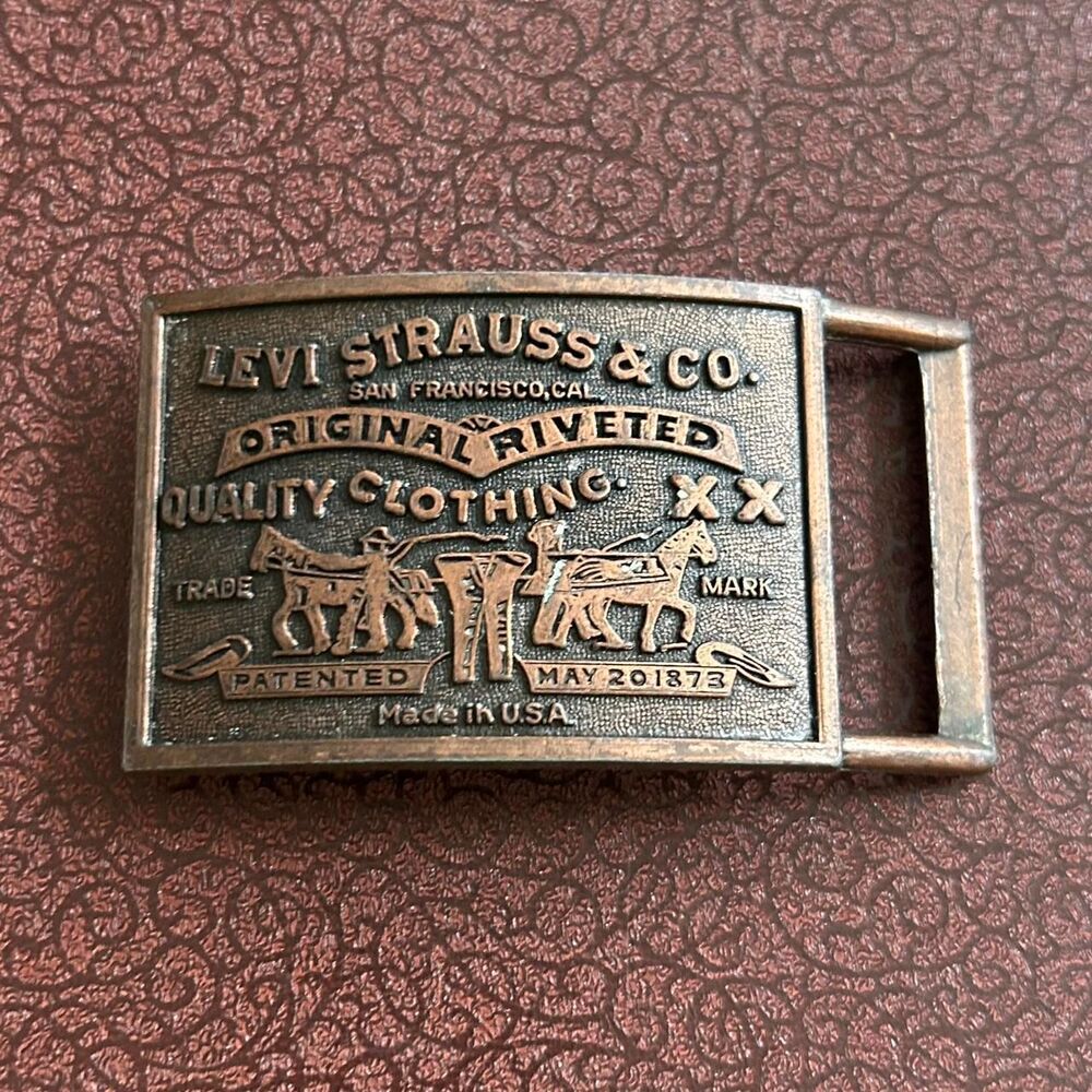 Levi-s Men's Brown and Gold Belt